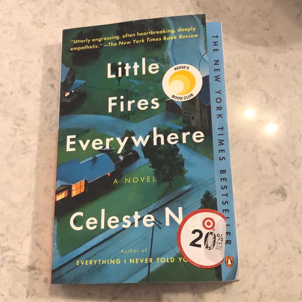LITTLE FIRES EVERYWHERE BOOK! Reese’s Book Club